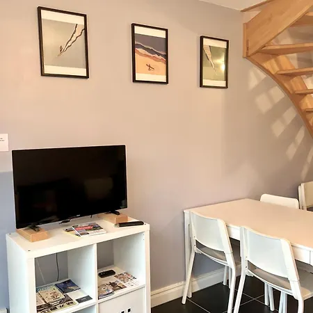 Apartment La Baie, Terrasse, Parking Prive, A 5min A Pieds De La Digue De *